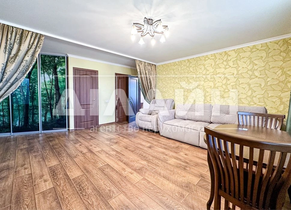 VIP 4х комн квартира 170 м2 по Юбилейному 14