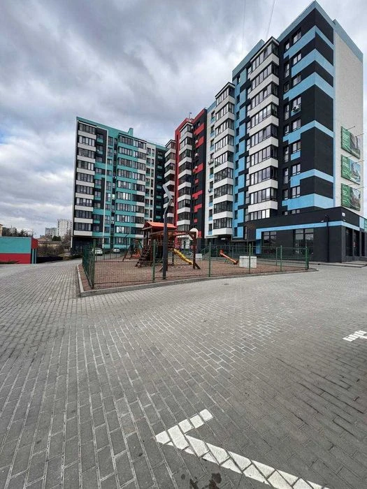 Однокімнатна квартира ЖК " Bridge  Town"   24 Серпня ,24