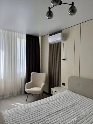 Продаж 1 к квартири в жк Bridge Tower з дизайнерським ремонт