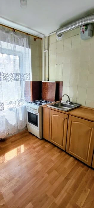 Терміново! 1-но кімнатна квартира в цегляному будинку