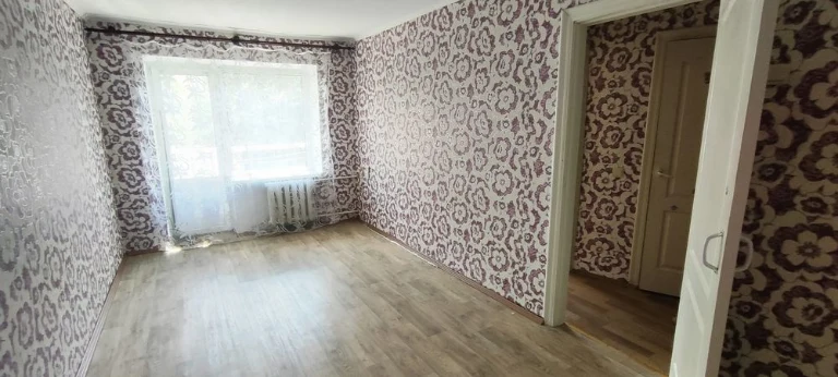 Терміново! 1-но кімнатна квартира в цегляному будинку
