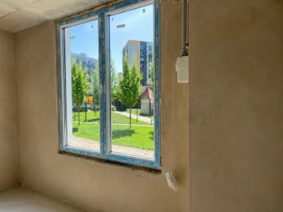 Продаж 1 кімнатної квартири з ЧОРНОВИМИ  роботами