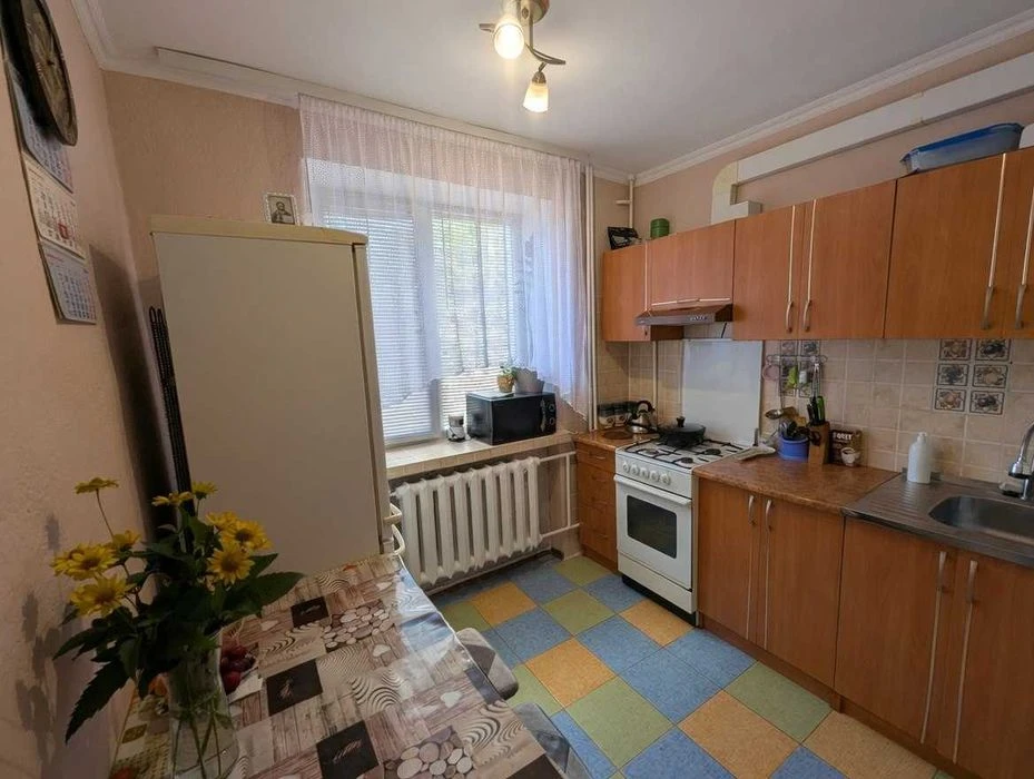 Продаж 1 кімнатної квартири в цегляному будинку в Рівному