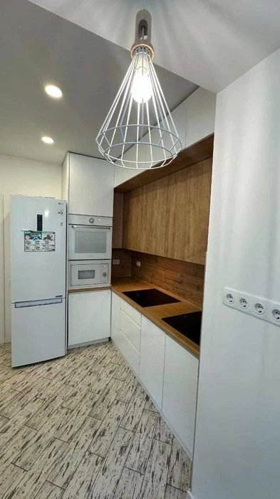 Продам 2-кімнатну квартиру
