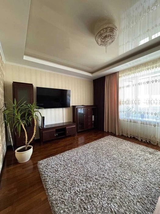 Продам стильну та укомплектовану 3-кімнатну квартиру в ЖК На