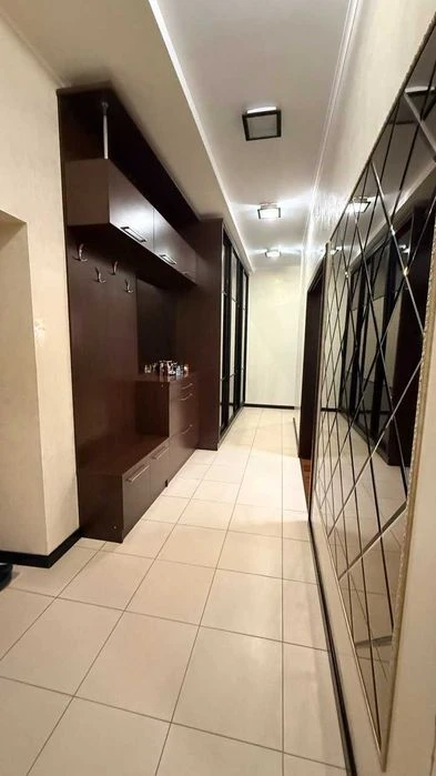 Продам стильну та укомплектовану 3-кімнатну квартиру в ЖК На