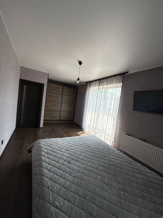 Продаж 2 кімн квартири., вул Вячеслава Чорновола