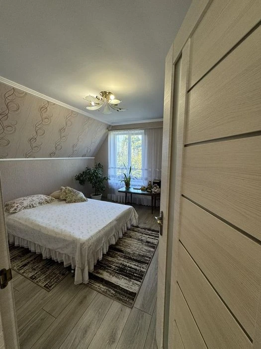 Продам будинок  в місті