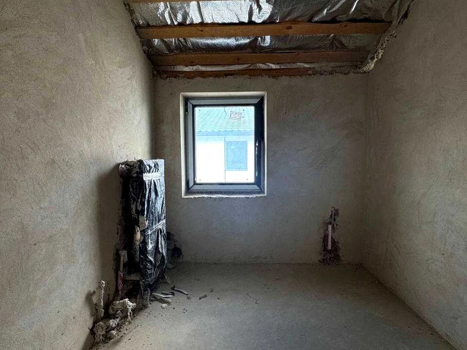 Будинок. Рівне, голубєва