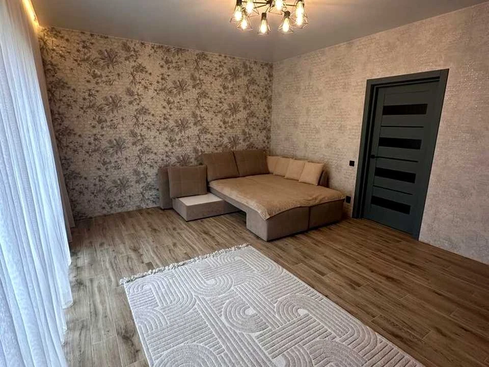 Будинок. Рівне, Кулика і Гудачека вул. (Макарова)