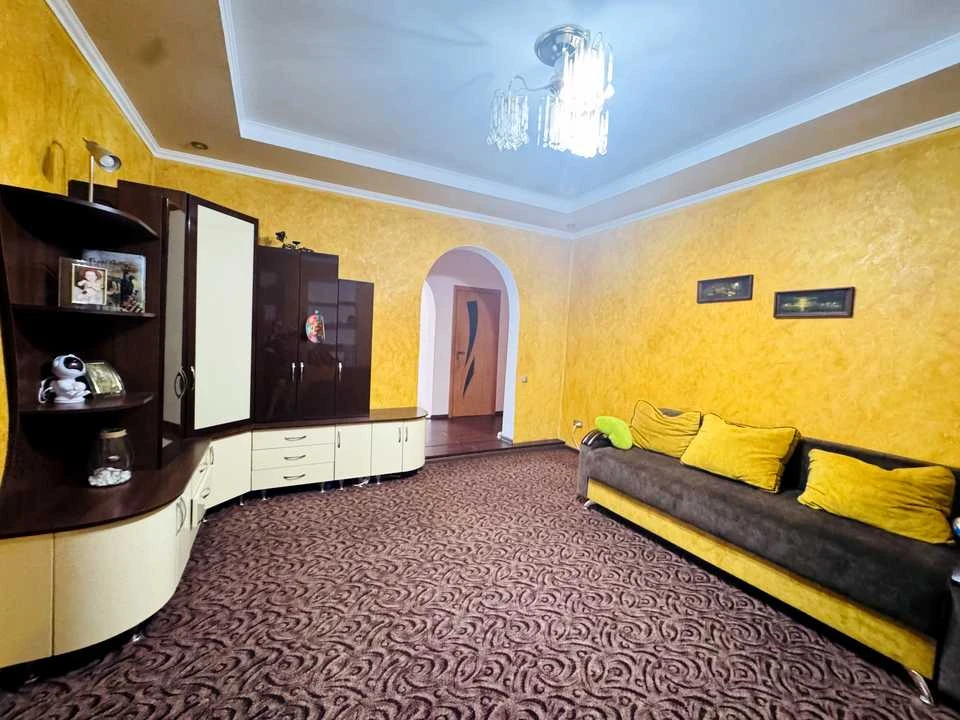 Будинок. Рівне, Глибока вул.