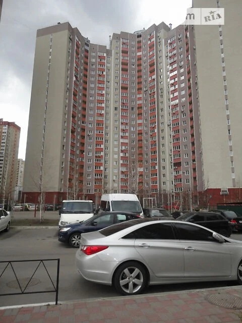 For sale 2-room apartment 73.5 sq. m. on Urlivska Street 34 • ID 3469