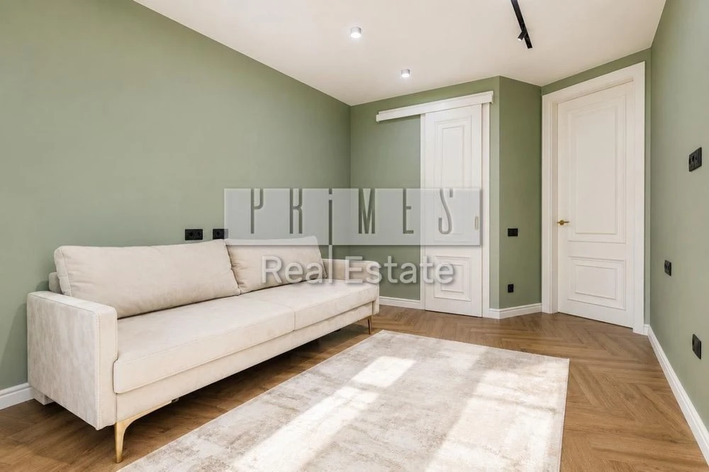 Apartment for sale 3 rooms 92m2 renovated Manhattan City Beresteysky