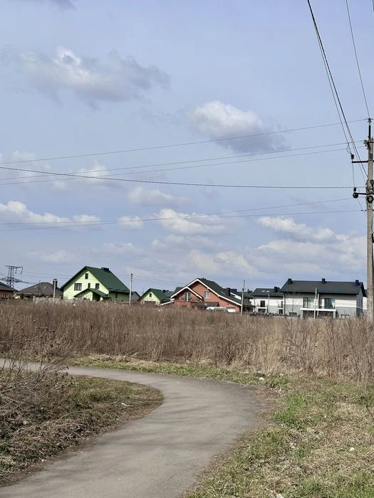 Котедж від забудовника відразу за автобазаром