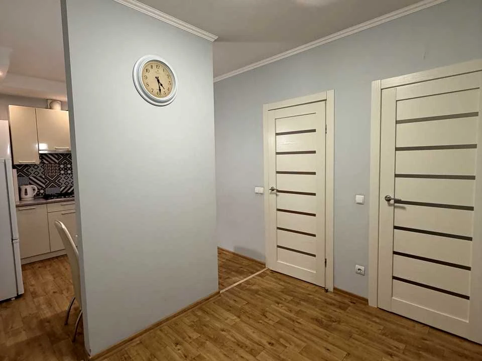 Apartment. Dnipro, Naberezhna Peremohy st.