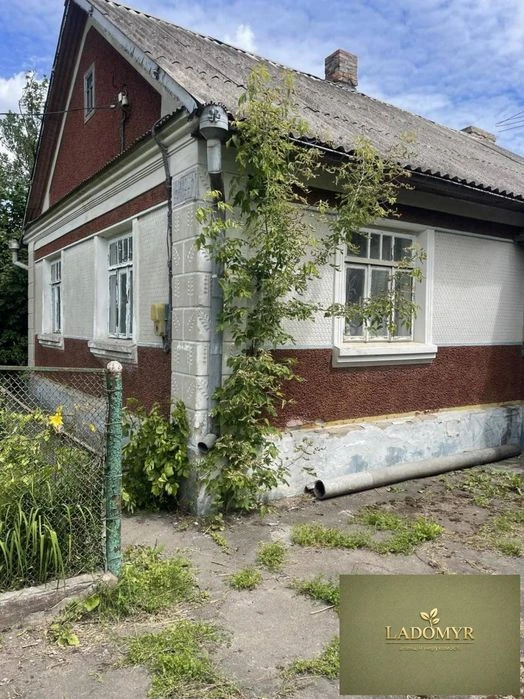 Продаж / Будинок / вул. В.Чорновола, Новий Двір, Рівне