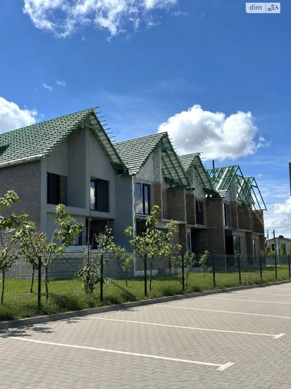 Продаж Таунхаус Південний