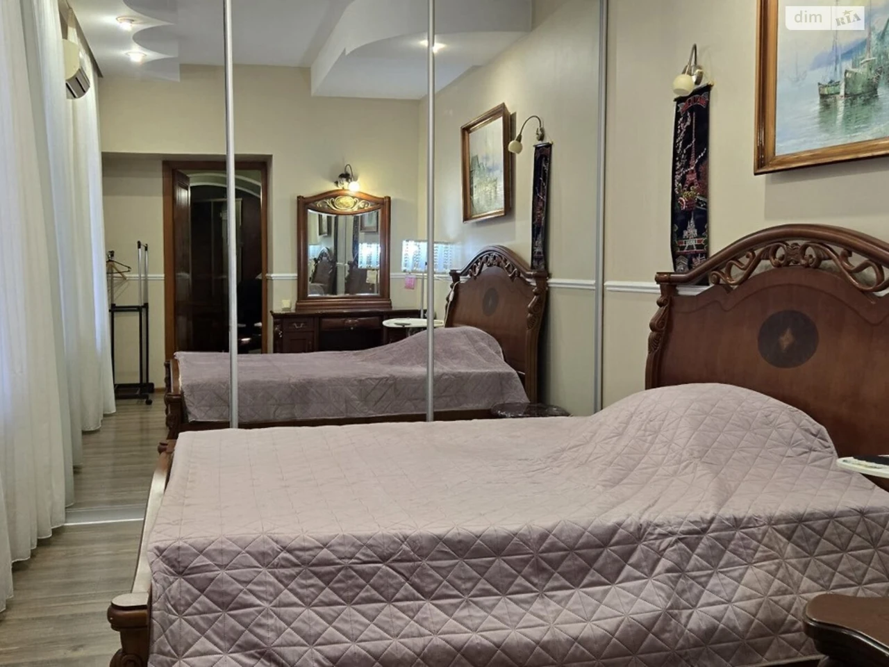 Long-Term Rental Apartment Center