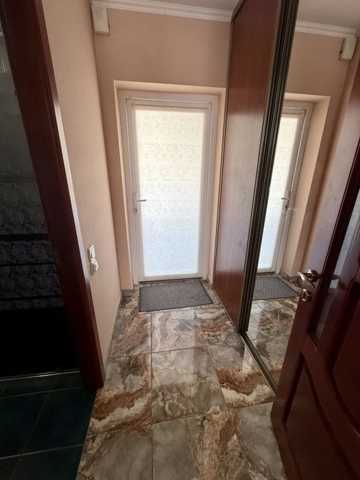 Продам котедж на вулиці Соборна