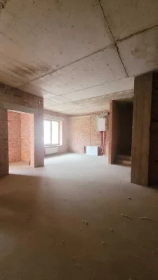 Продам двоповерховий  котедж з міськими комунікаціями в прес