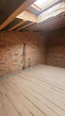 Продам двоповерховий  котедж з міськими комунікаціями в прес