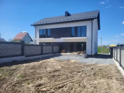 Продам Котедж ,  ВУЛ. ПАРКОВА 12, ВЛАСНИК