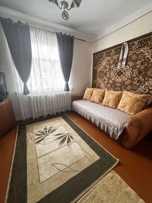 Продаж частини будинку