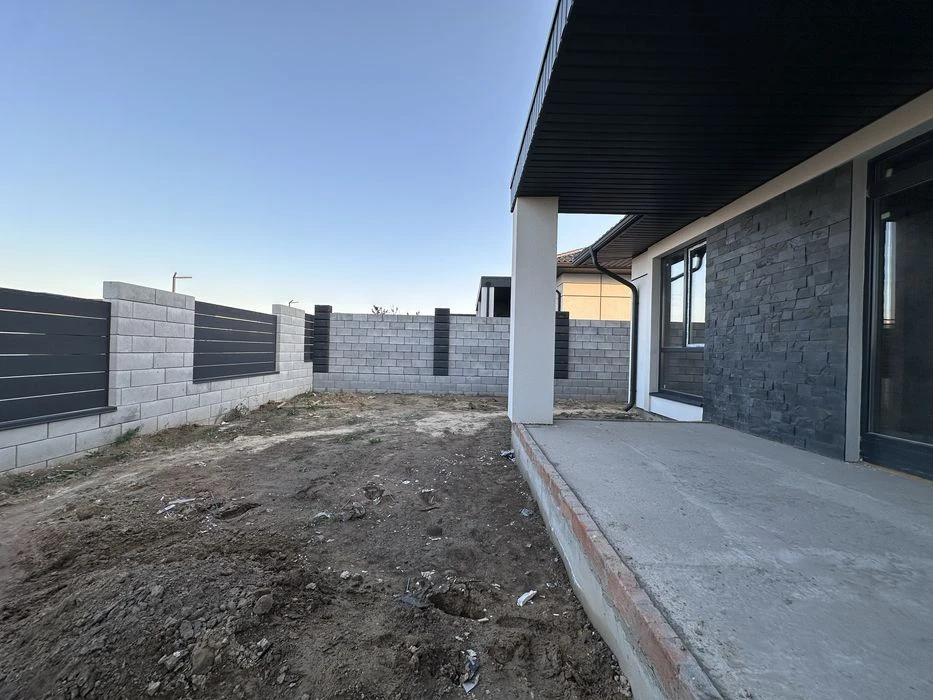 Американка на дві сімї в місті