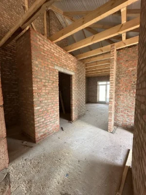 Американка на дві сімї в місті