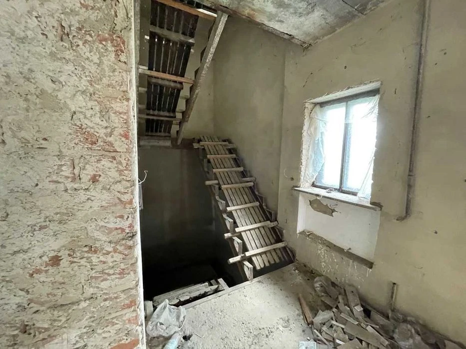 м. Рівне, вул. Полунична, 62