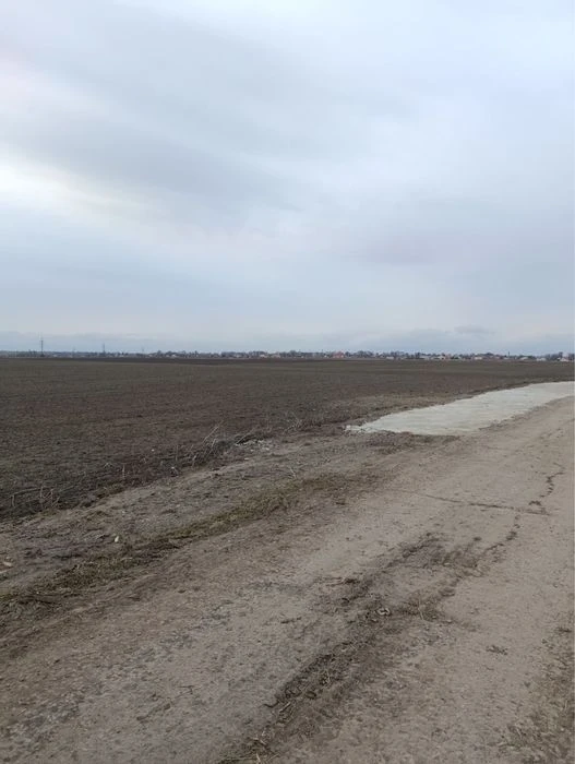 Продається земельна ділянка на Агропереробці