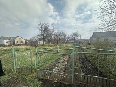 Продам ділянку під будівництво . м. Рівне Басів кут