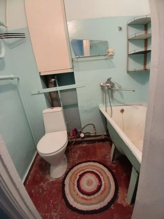 Продам 4-к квартиру, Лески, Белая!