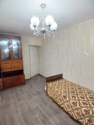 Продам 4-к квартиру, Лески, Белая!