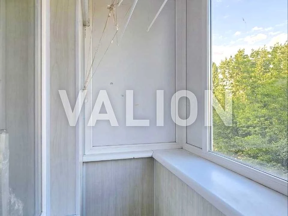 Apartment. Kyiv, Sobornosti Ave. (Reunification)