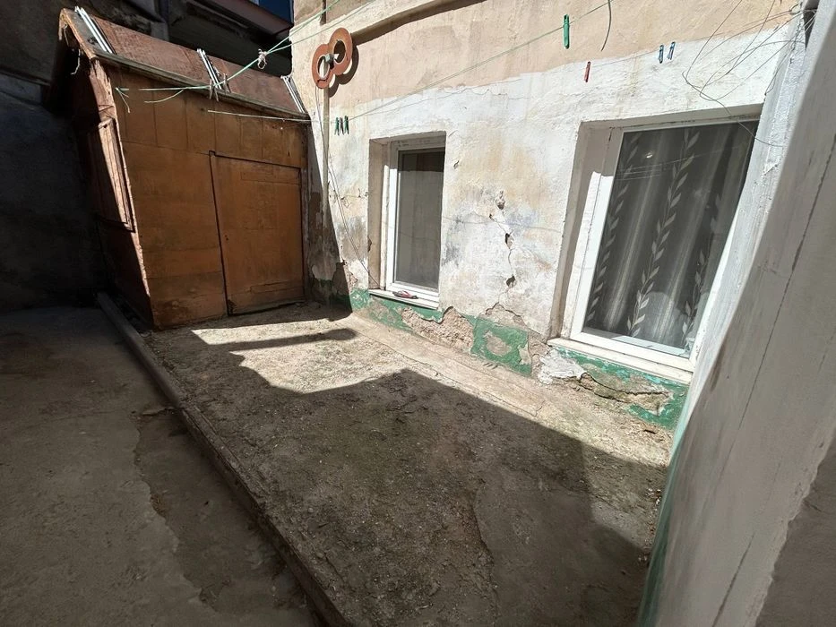 Продаж 1кім.кв Центр міста