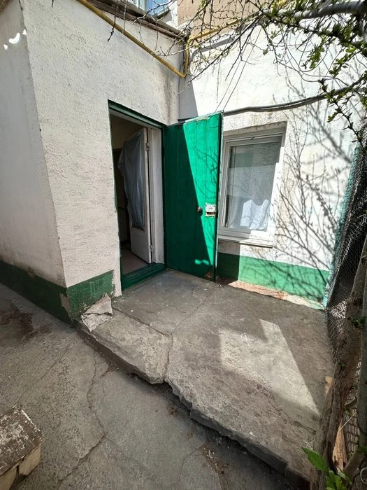 Продаж 1кім.кв Центр міста