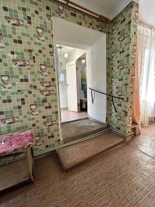 Продаж 1кім.кв Центр міста