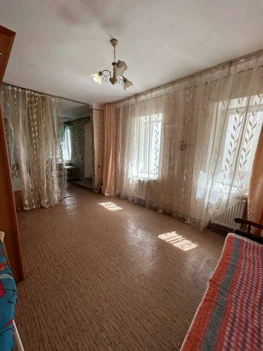 Продаж 1кім.кв Центр міста