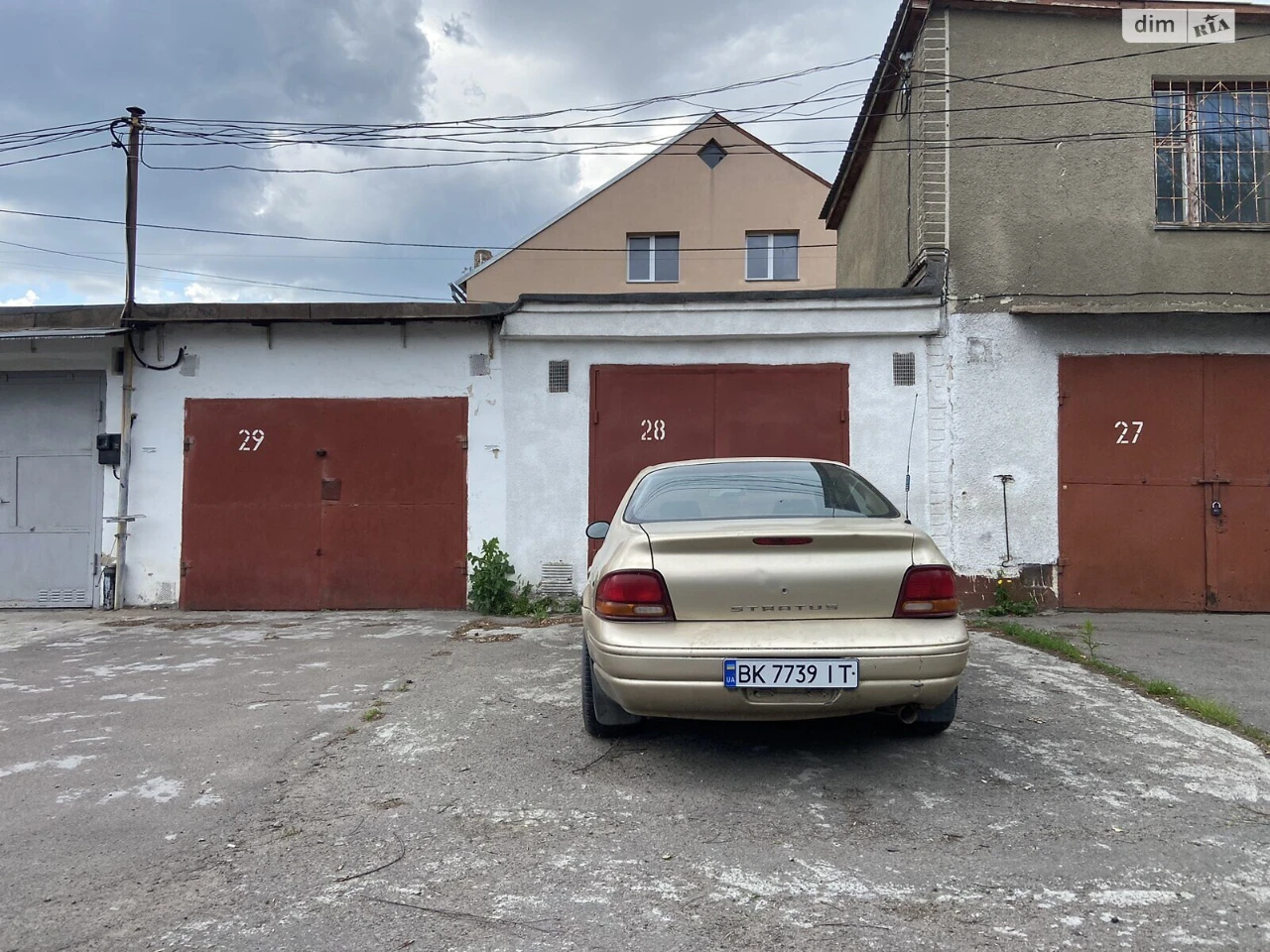 Продаж Місце в гаражному кооперативі Госпіталь