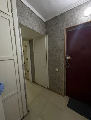 Продаєтся 1к.к  Театральна