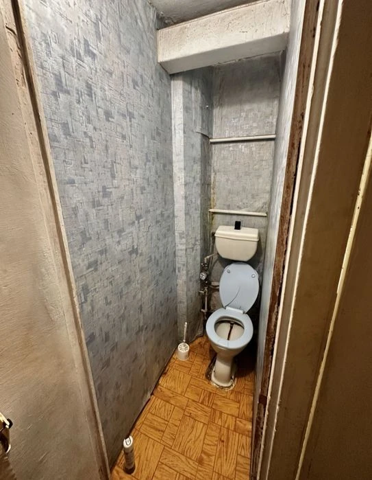 Продаєтся 2х.к Площа Перемоги