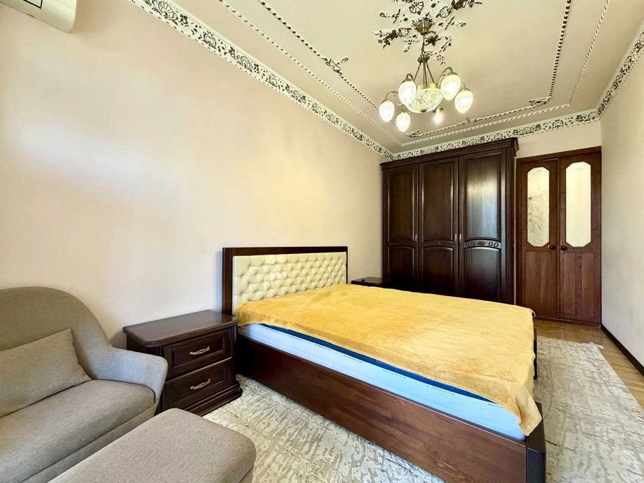 Продаю простору 2к квартиру по вул.Пушкінській. ц1