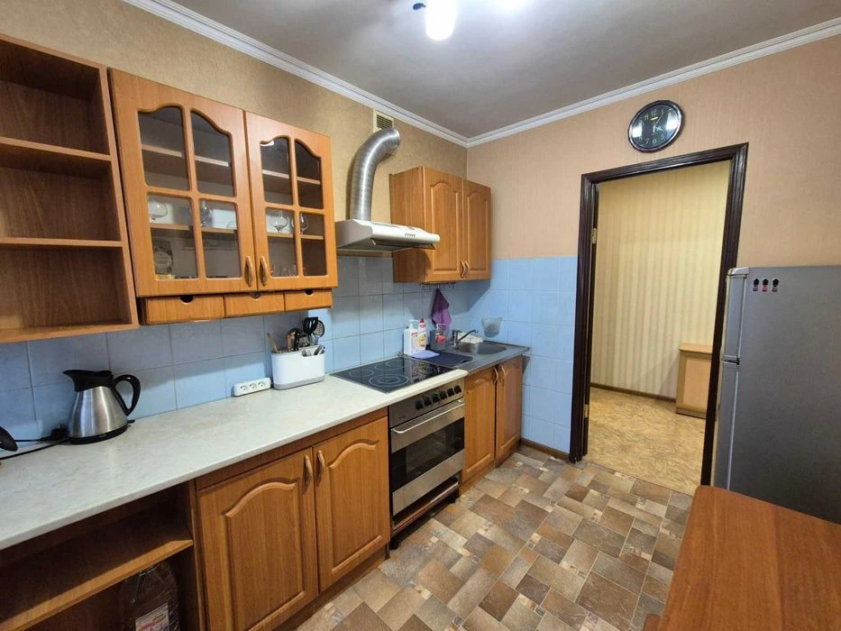 Продаю 1 комнатную квартиру на проспекте Центральном! а1