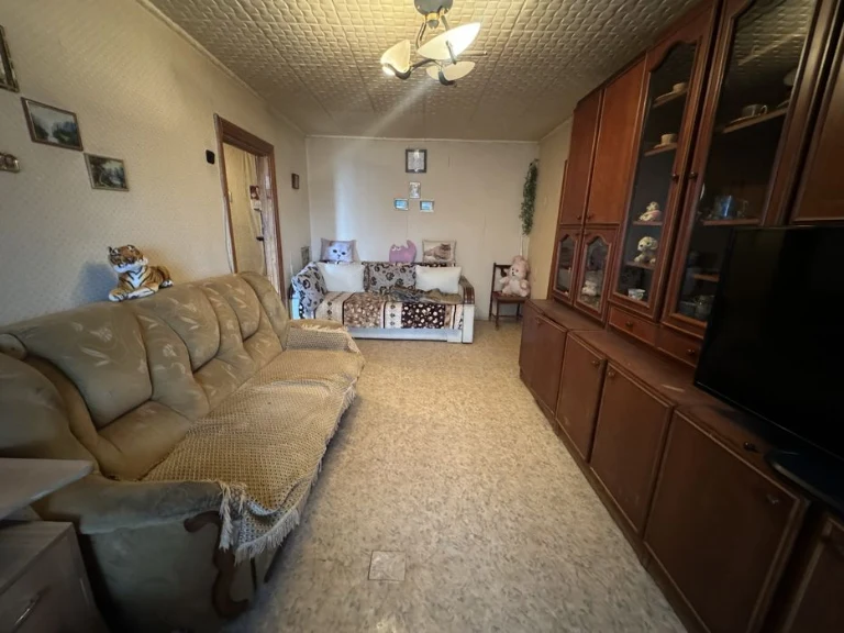Продаж двокімнатної квартири на ЮТЗ біля парку Юність