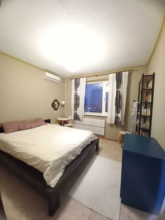 Exclusive. Two-room apartment for sale, 2 minutes from Pobeda metro station.