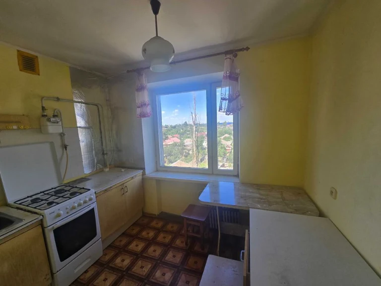 Продаж 1 кімнатна  квартира  37 м² Інгульський р-н вул Третя
