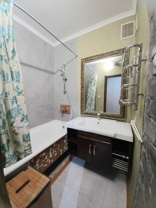 Exclusive. Two-room apartment for sale, 2 minutes from Pobeda metro station.