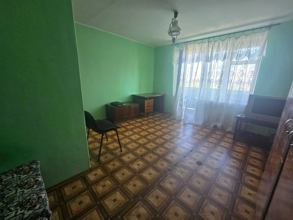 Продаж 1 кімнатна  квартира  37 м² Інгульський р-н вул Третя