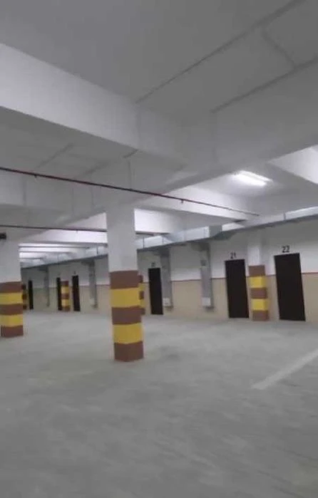 Продаж 3 кімнатна  квартира 109 м2 новобуд + паркінг + комор